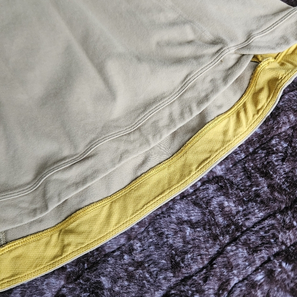 Lululemon Runderful Long Sleeve - Picture 5 of 7